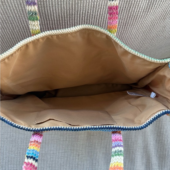 Gap Rainbow Straw Tote Bag - Picture 5 of 5